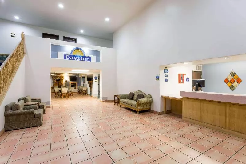 Отель Days Inn Benson