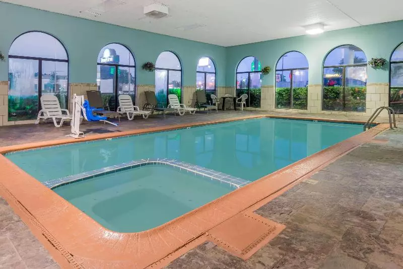 호텔 Days Inn By Wyndham Amarillo  Medical Center