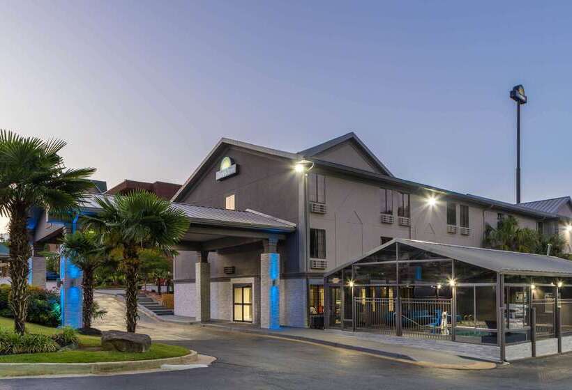 Otel Spark By Hilton Atlanta Cumberland Ballpark