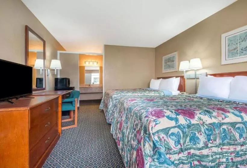 فندق Days Inn By Wyndham Clanton Al