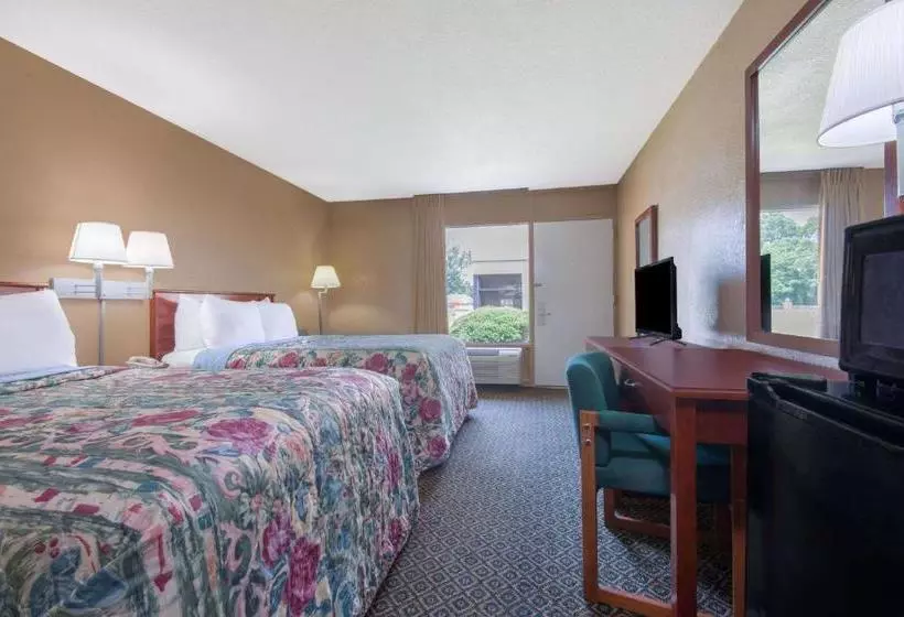 فندق Days Inn By Wyndham Clanton Al