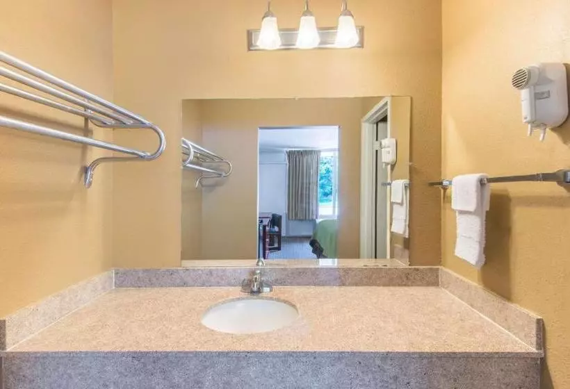 فندق Days Inn By Wyndham Clanton Al