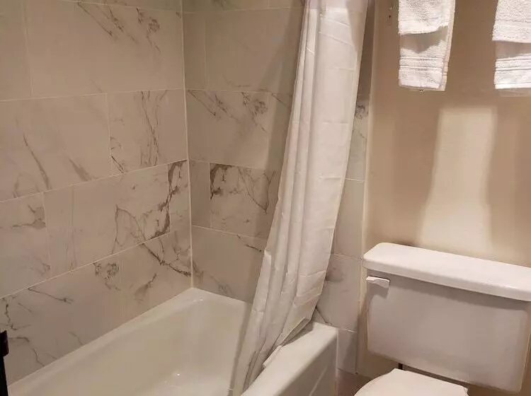 هتل Days Inn By Wyndham Portage