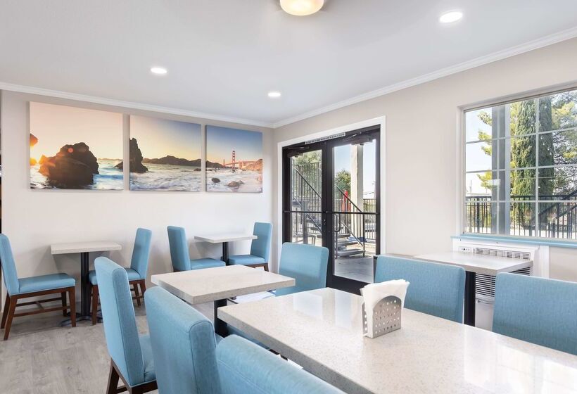 Hotel Days Inn By Wyndham Red Bluff