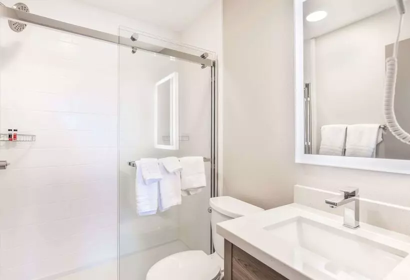 ホテル Days Inn By Wyndham Red Bluff