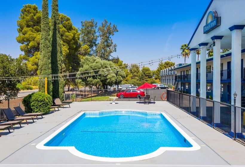 Hotel Days Inn By Wyndham Red Bluff