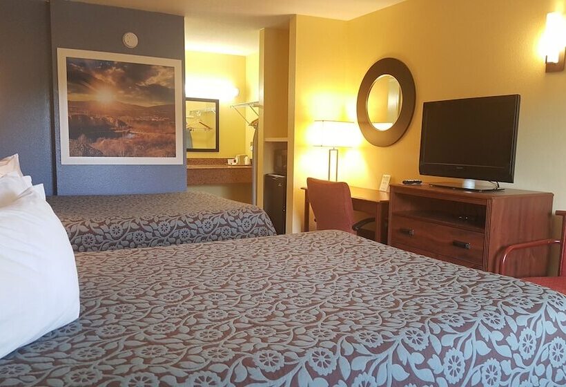 فندق Days Inn By Wyndham Trenton