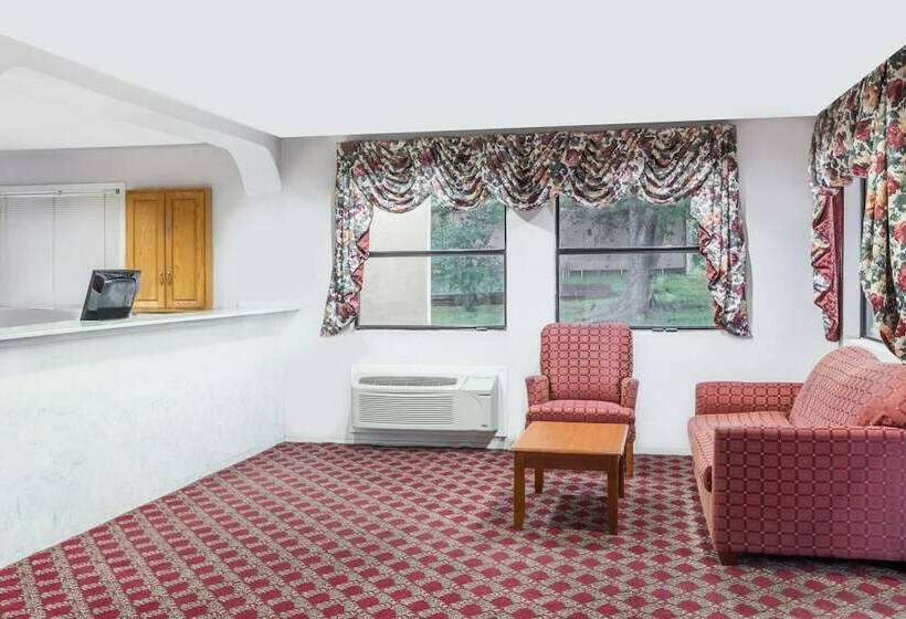 فندق Deluxe Inn Denton