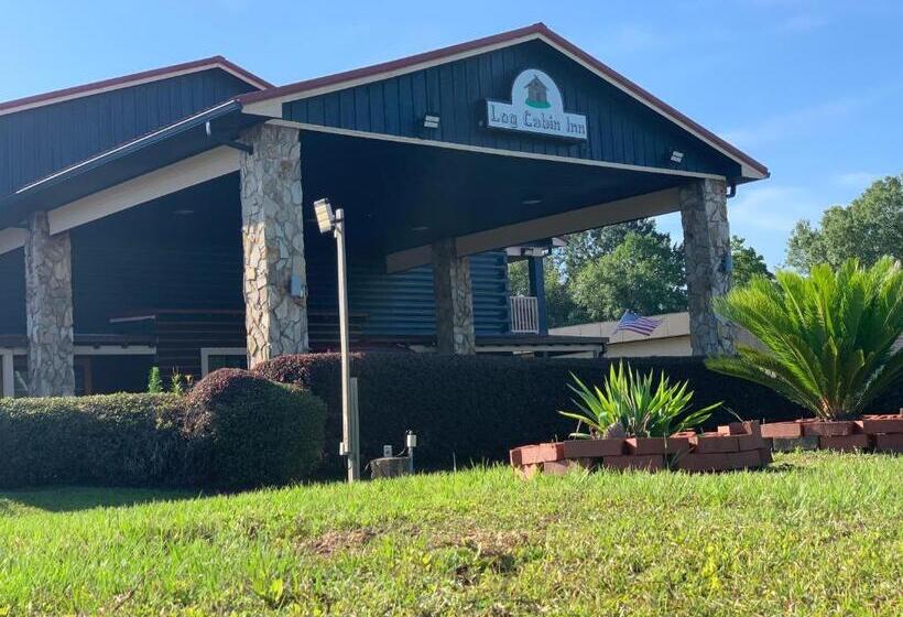 Hotelli Log Cabin Inn