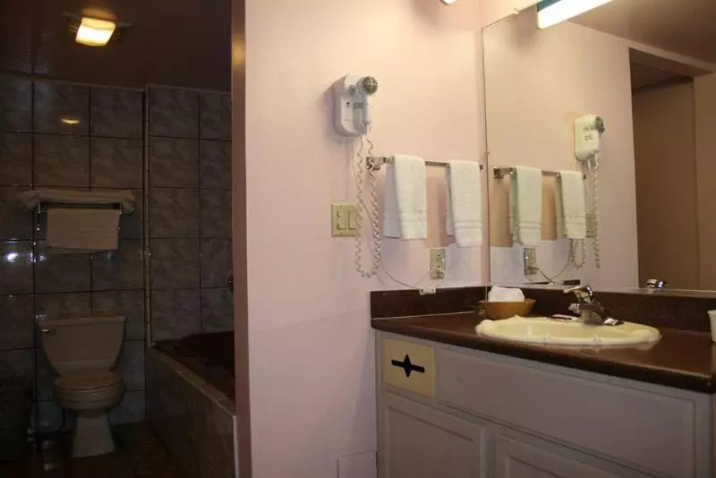 ホテル Sun Valley Inn & Suites 