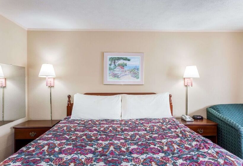 호텔 Travelodge By Wyndham Ridgeway Martinsville Area