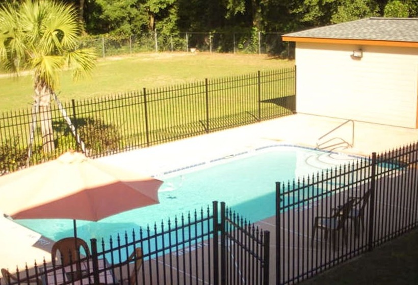 Western Motel Inn And Suites Hazelhurst