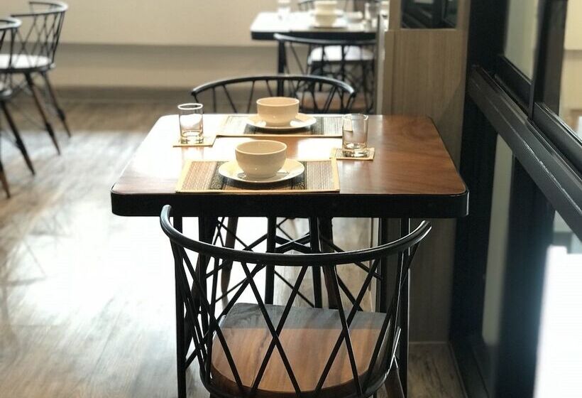 בית מלון כפרי 4m Pratunam