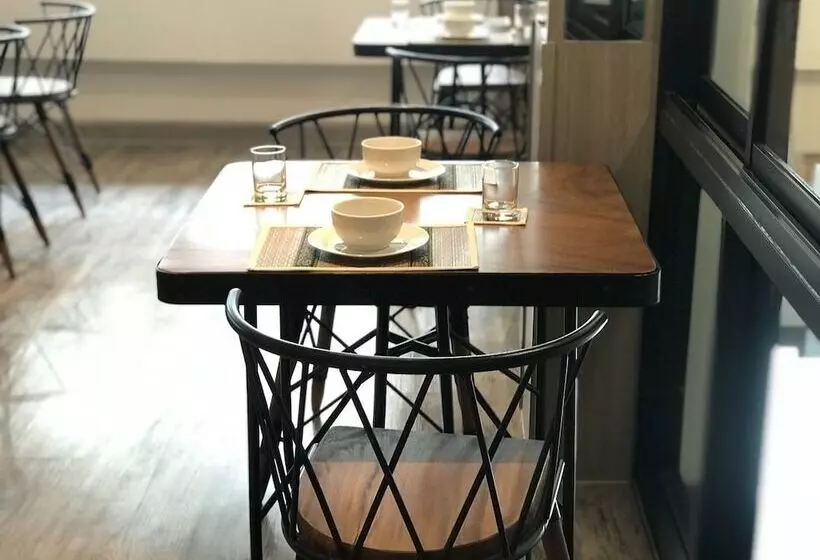 ホテル 4m Pratunam