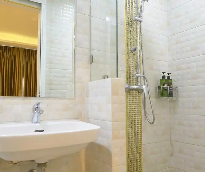 ホテル 4m Pratunam