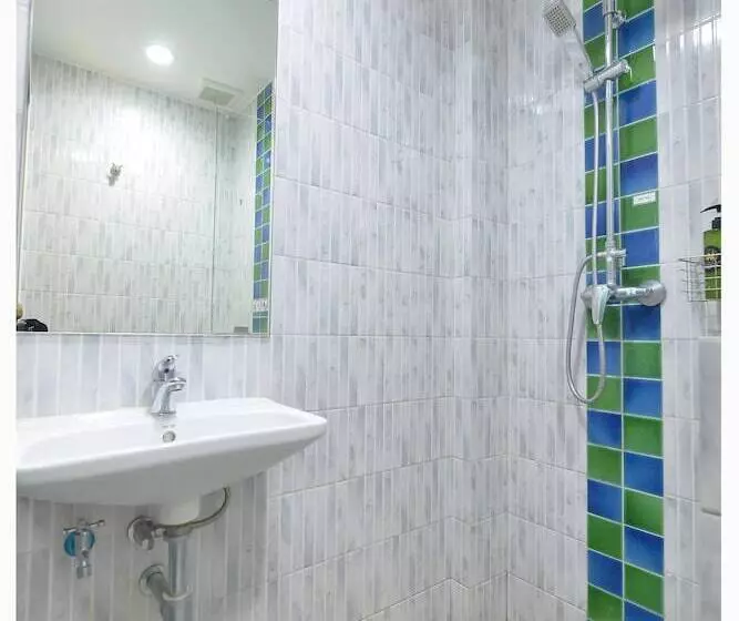 ホテル 4m Pratunam