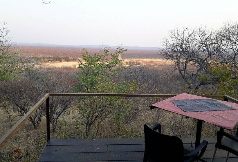 پانسیون Onduri Lodge   In Okaukuejo