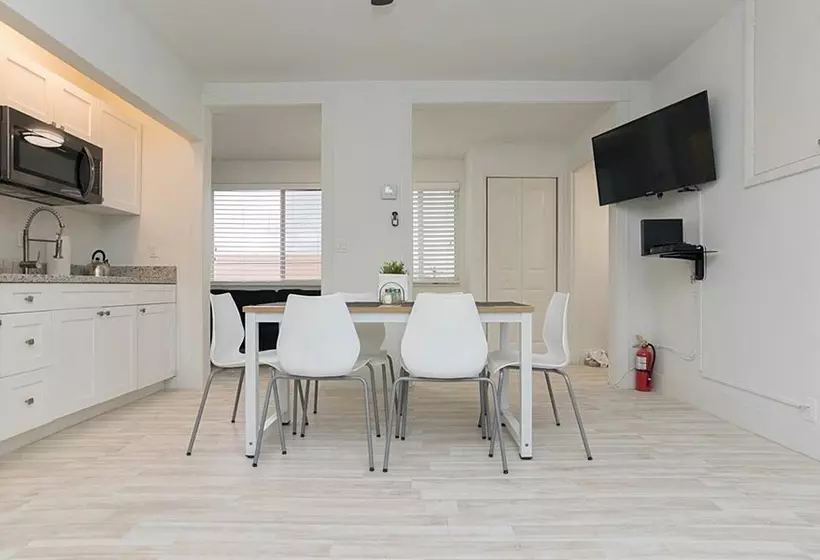 Costa Este Beach Vacation