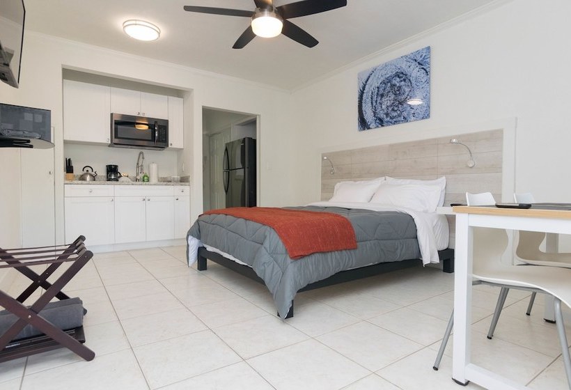 Costa Este Beach Vacation