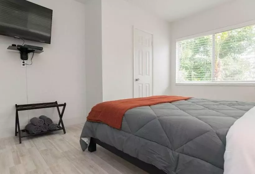 Costa Este Beach Vacation