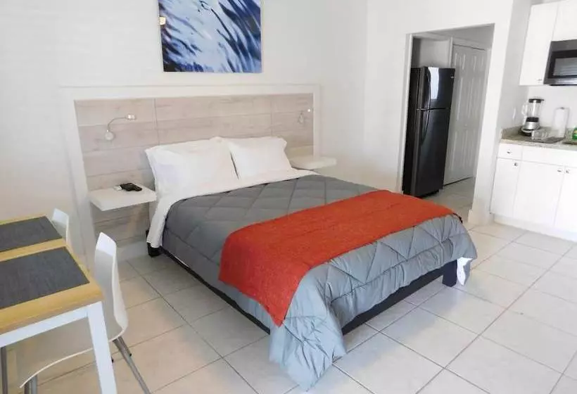 Costa Este Beach Vacation