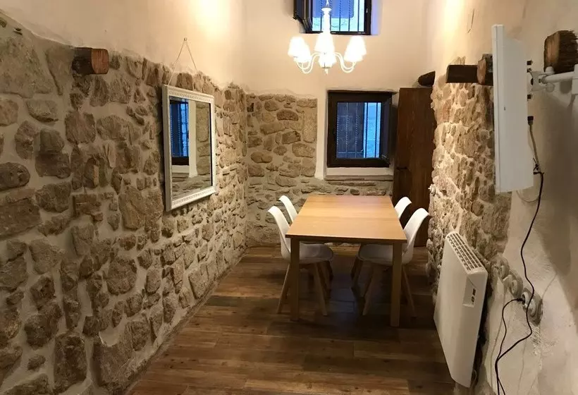 El Encanto De Mora