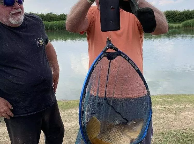 Lakeside Fishing Lodges