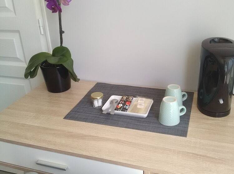 بنسيون Au Pied Du Lariat