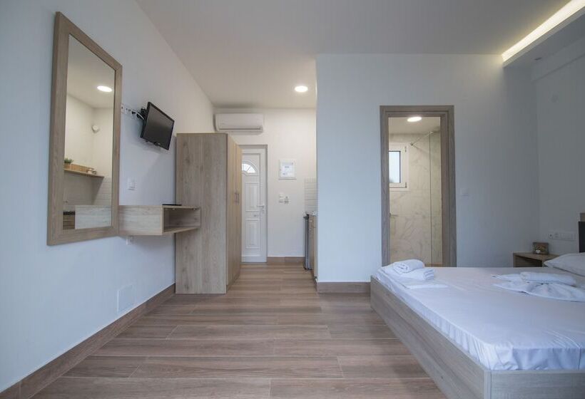 Pensão Michalianna Suites