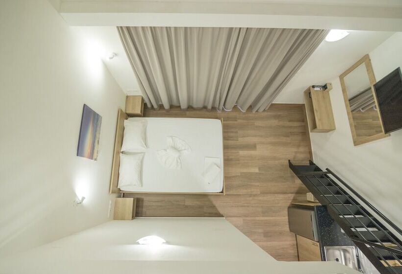 Pensão Michalianna Suites