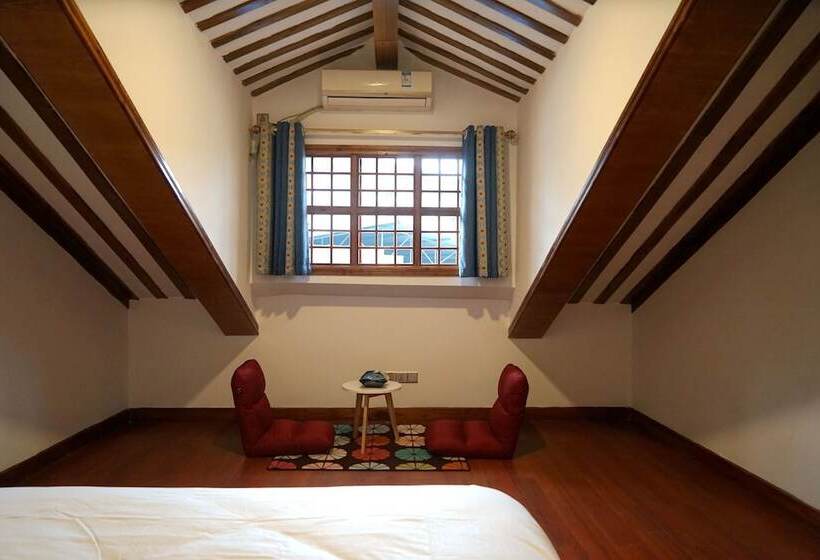 פנסיון T&e Home