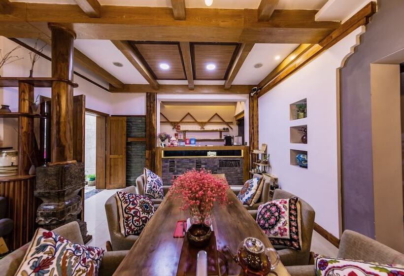 פנסיון T&e Home