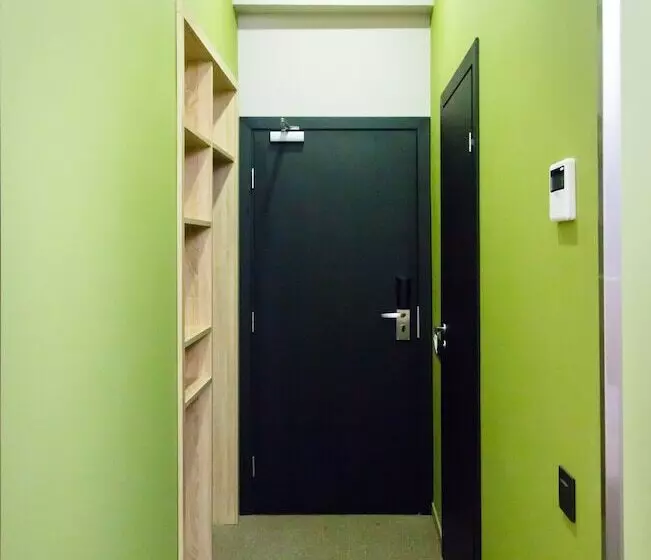 هتل Fabrika