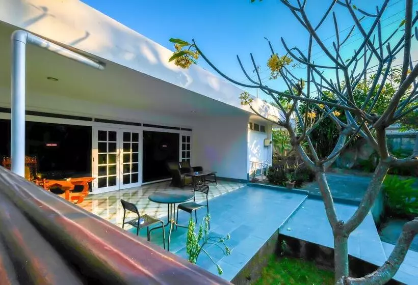 هتل Lombok Guest House