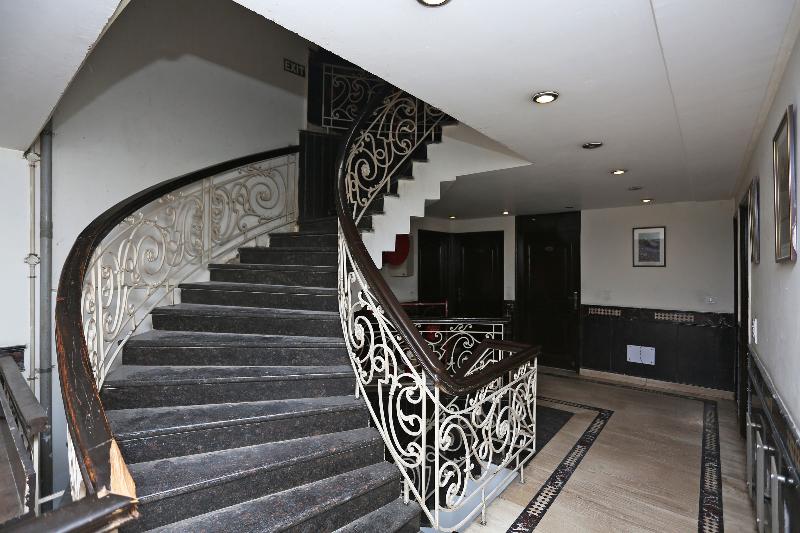 Отель Maya Cottage By Oyo Rooms