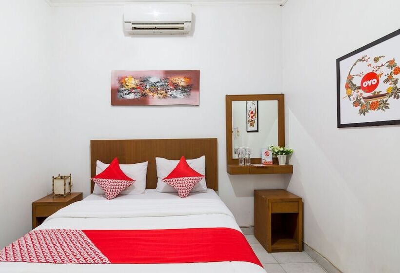 בית מלון כפרי Penginapan Rb Syariah By Oyo Rooms