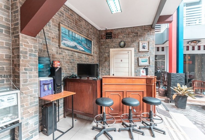 Szálloda Puspita Guesthouse By Oyo Rooms