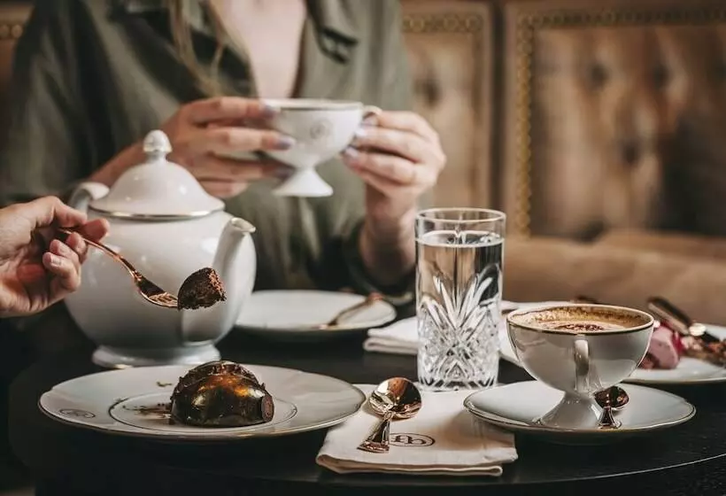 Hotel Torel Palace Porto