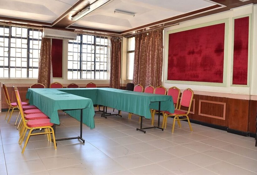 Ibis Hotel 2000 Karatina