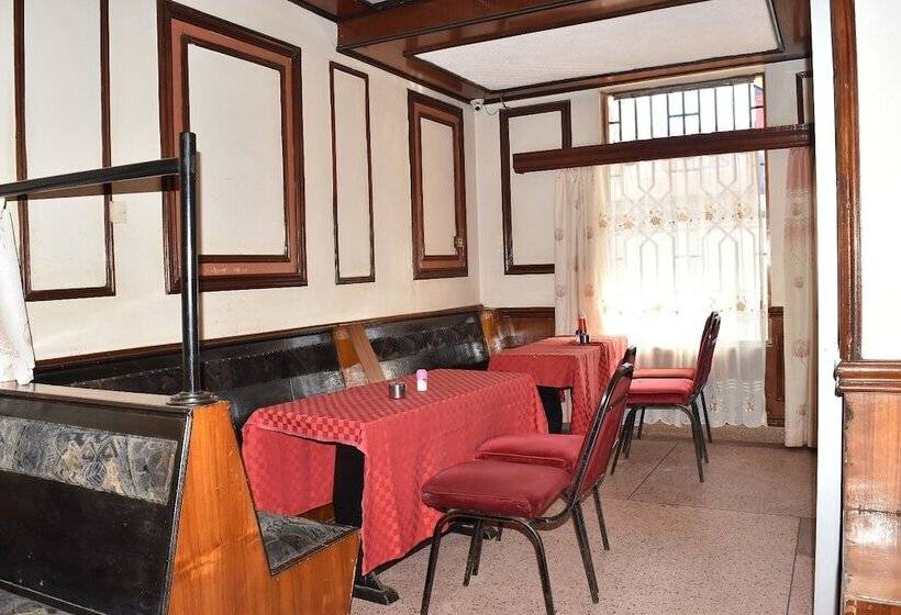 Ibis Hotel 2000 Karatina