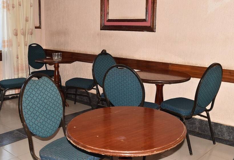 Ibis Hotel 2000 Karatina