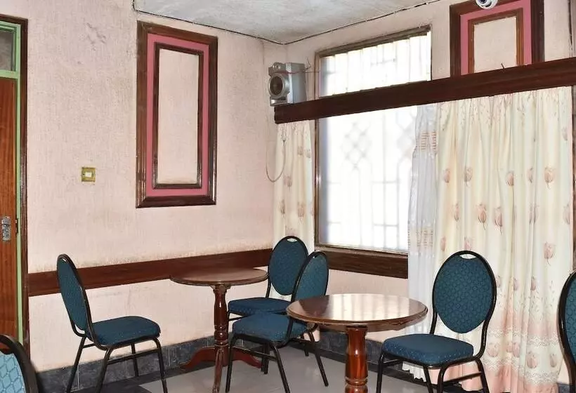 Ibis Hotel 2000 Karatina