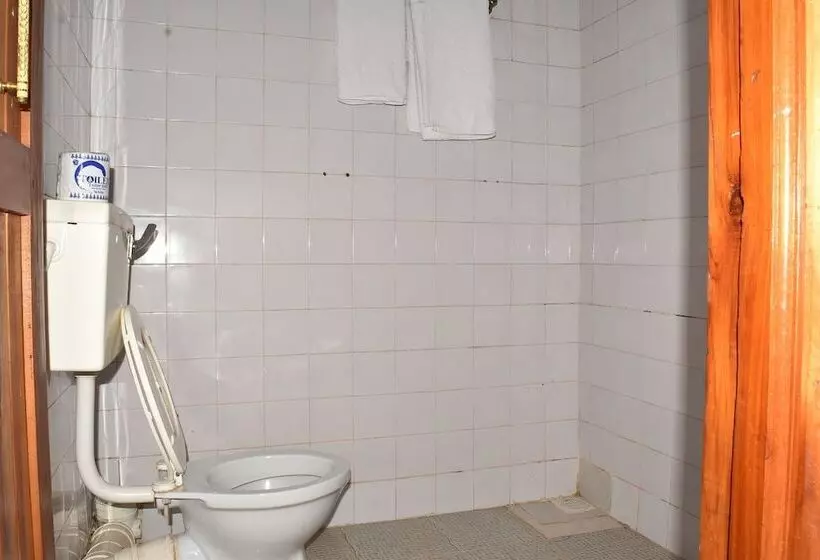 Ibis Hotel 2000 Karatina