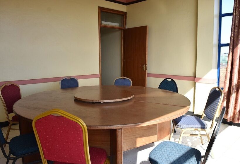 Ibis Hotel 2000 Karatina