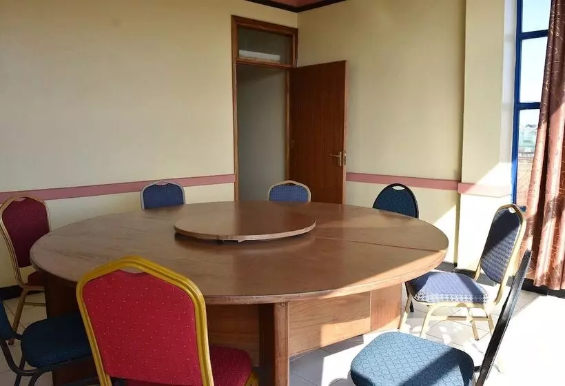 Ibis Hotel 2000 Karatina