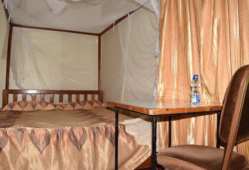 Ibis Hotel 2000 Karatina