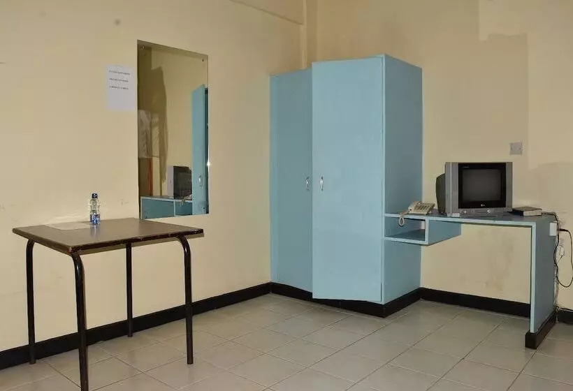 Ibis Hotel 2000 Karatina