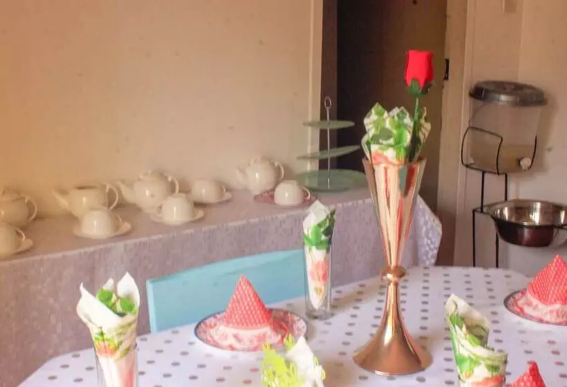 پانسیون Lillo Executive Lodge