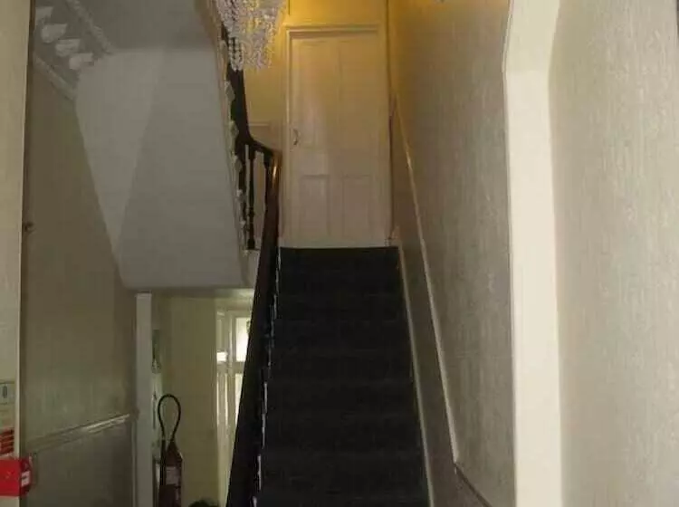 Majatalo The Retreat Guest House On Plymouth Hoe