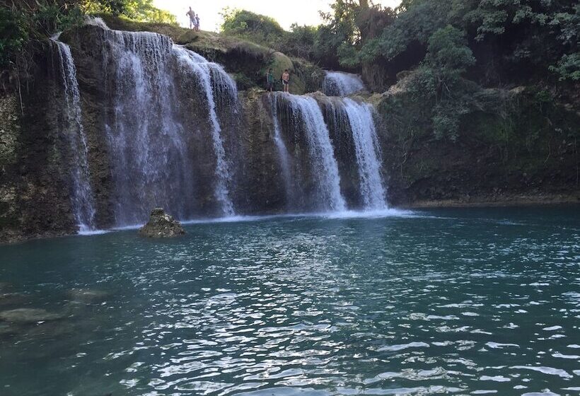 بنسيون Veue Beach Cabins